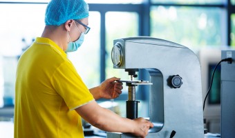 测试设备-开平瑞信家具配件有限公司-测试室